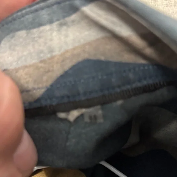 Bugatchi Multicolor Wave Shirt - Picture 3 of 3